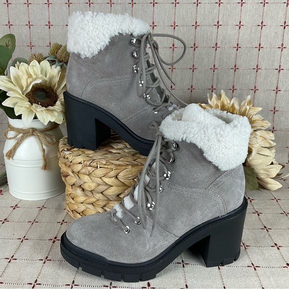Marc Fisher “VACINTA” Grey Suede Real Fur Lined Lace Up Ankle Boots MLVACINTA - Picture 1 of 7